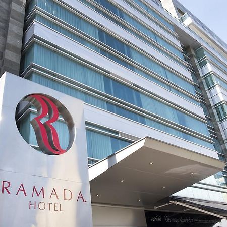 Отель Ramada Bogota Parque 93 Экстерьер фото
