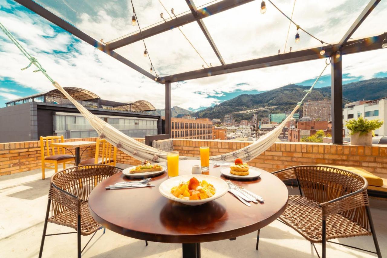 Отель Ramada Bogota Parque 93 Экстерьер фото