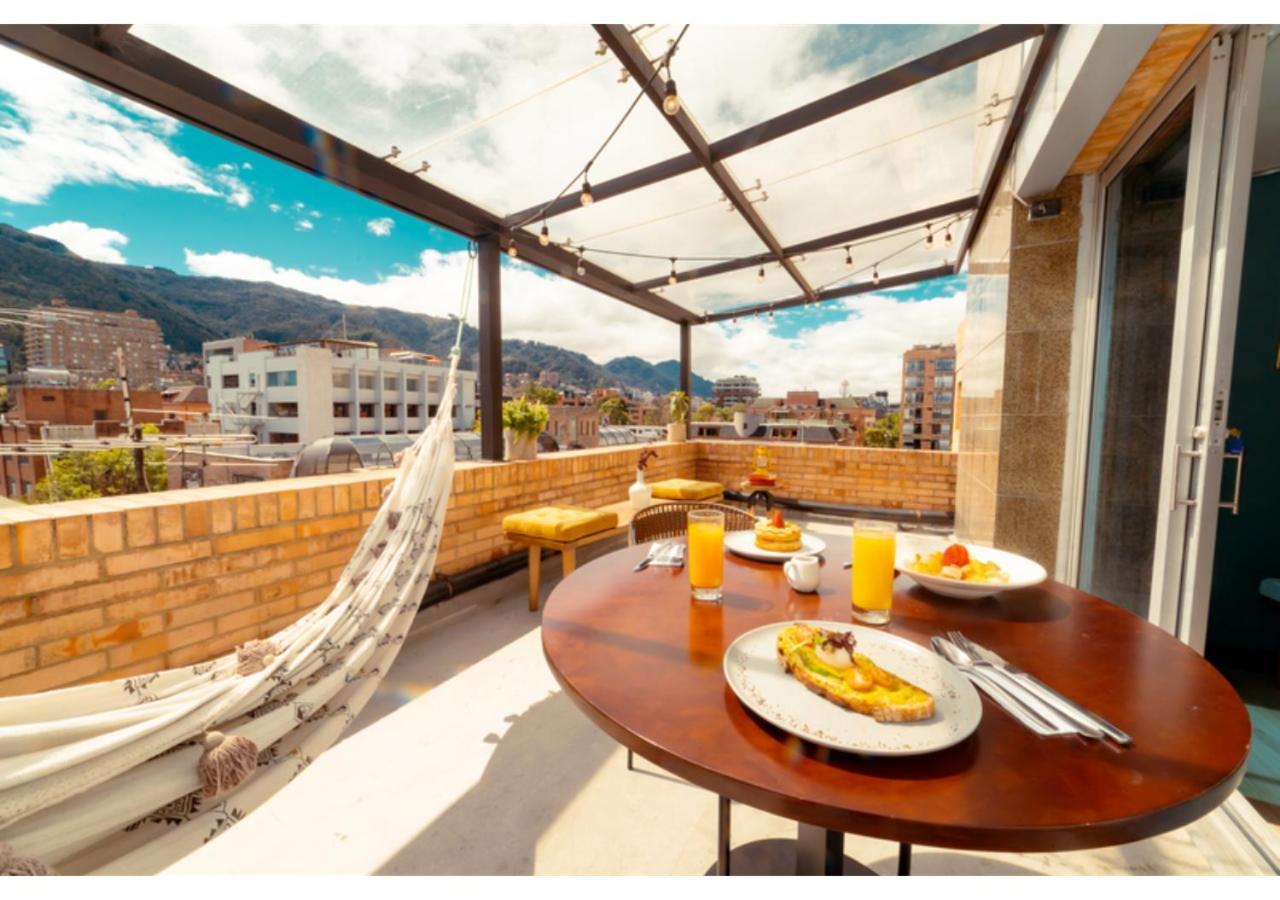 Отель Ramada Bogota Parque 93 Экстерьер фото