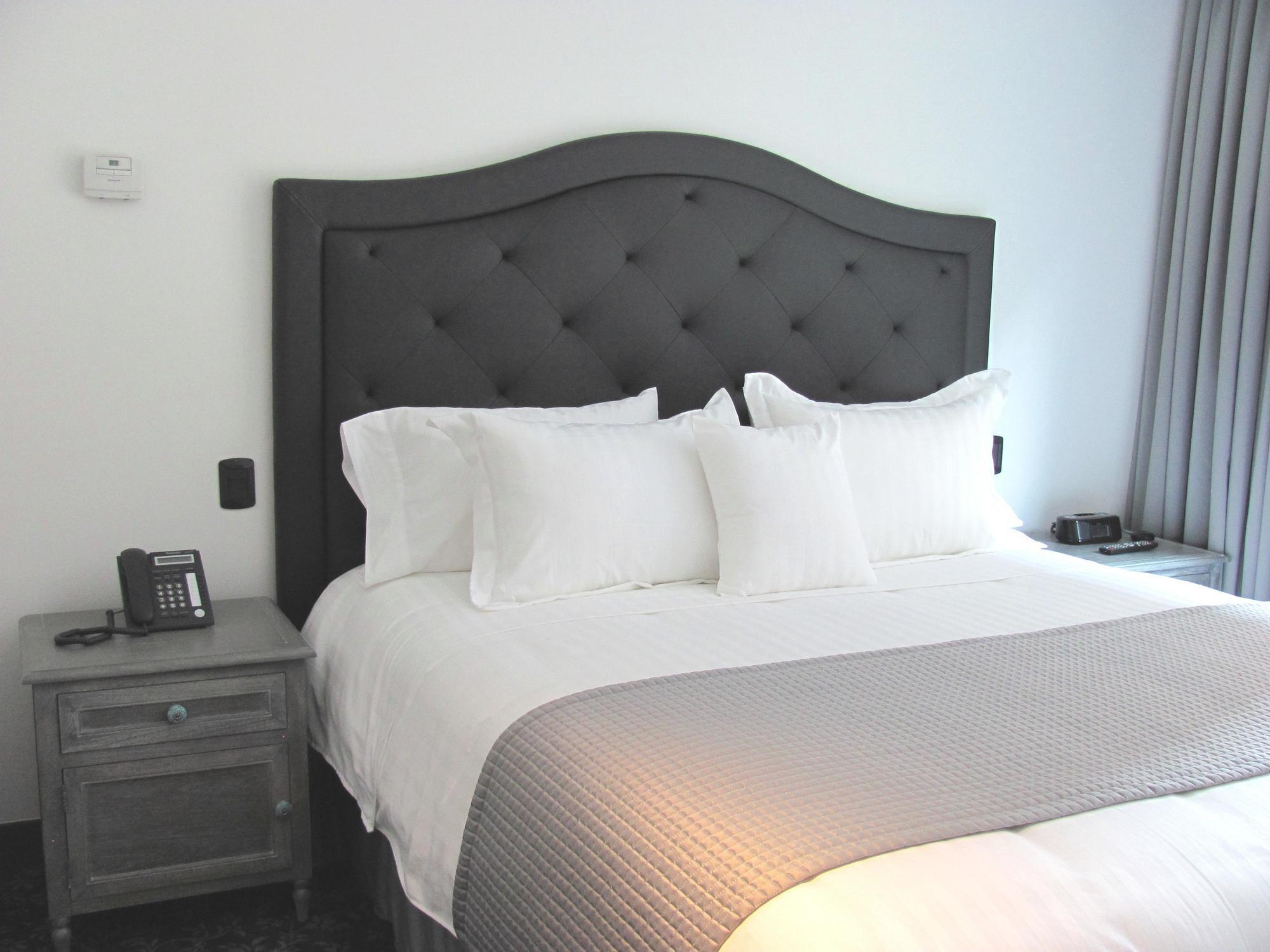 Отель Ramada Bogota Parque 93 Экстерьер фото