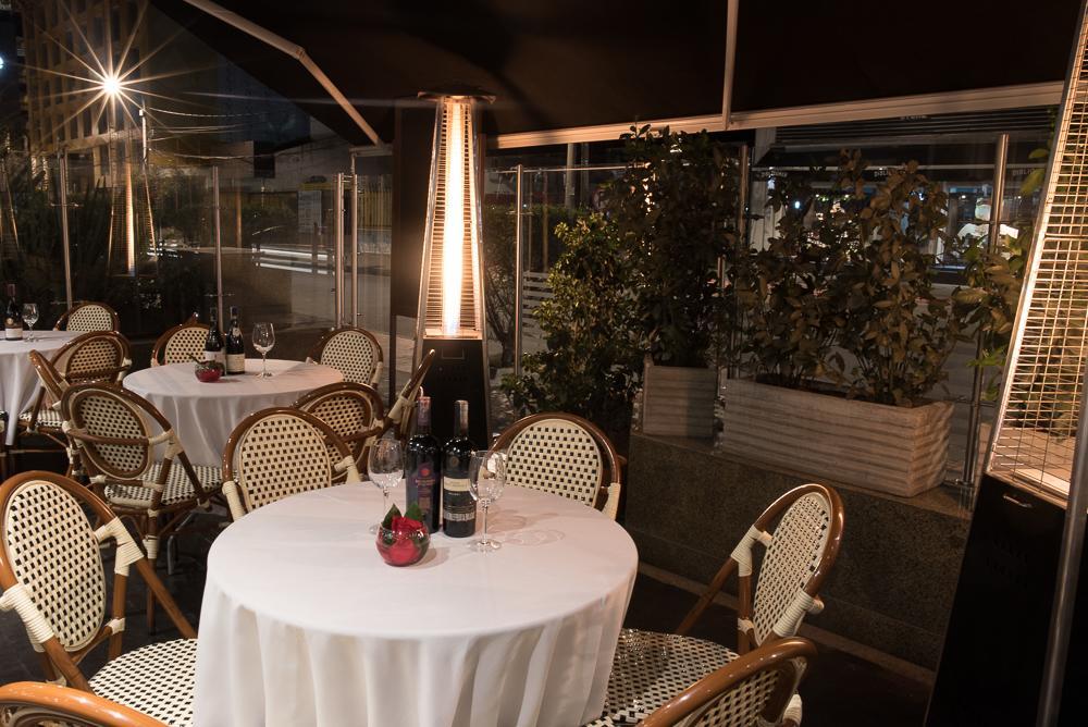 Отель Ramada Bogota Parque 93 Экстерьер фото
